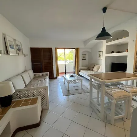 Lv Apartment
