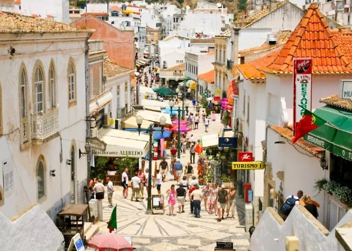 Lv Αλμπουφέιρα